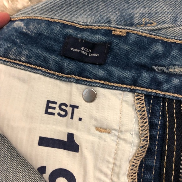 Gap Distressed Curvy True Skinny Jeans - Picture 2 of 4